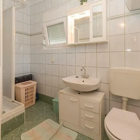 Apartmani Dokoza *