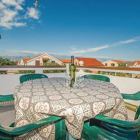 Apartment Apartmani Dokoza Vir