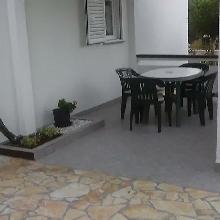 Apartmani Dokoza Apartment Vir