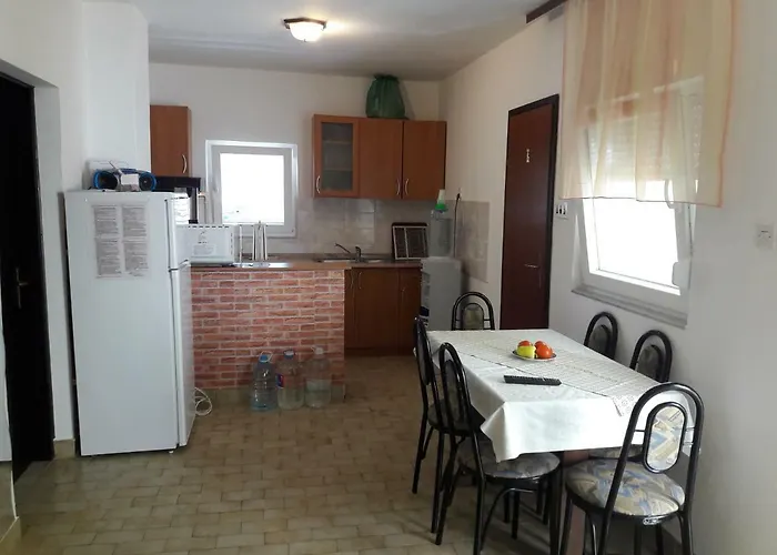 Apartment Apartmani Dokoza Vir