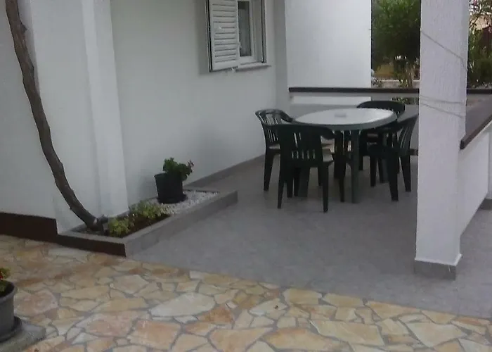 Apartmani Dokoza Apartment Vir